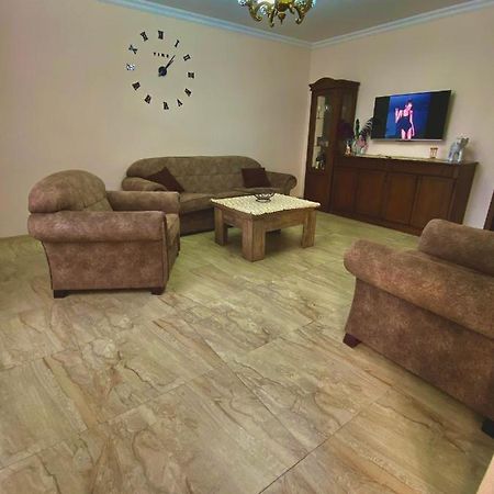 Family Home Batumi Exterior photo